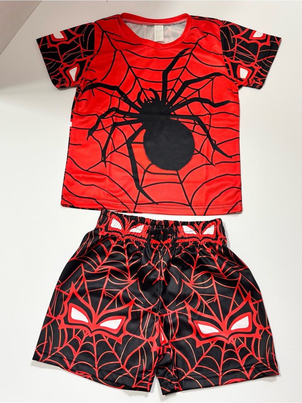 Red & Black Spider Web Two-Piece Set 
Kids 5-6 years 100% Polyester